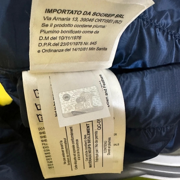 Canada Goose Men's Jacket - Picture 2 of 5